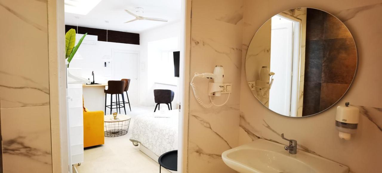 Manzano Palace. Habitaciones Y Suites 30 M2 En La Plaza Mayor Almagro Ngoại thất bức ảnh