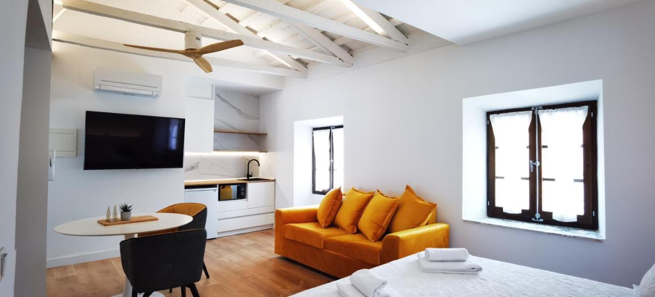 Manzano Palace. Habitaciones Y Suites 30 M2 En La Plaza Mayor Almagro Ngoại thất bức ảnh